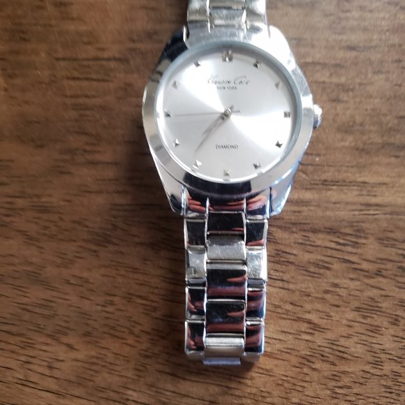 3/60. Sliver Kenneth Cole watch with clip band - Picture 4 of 4